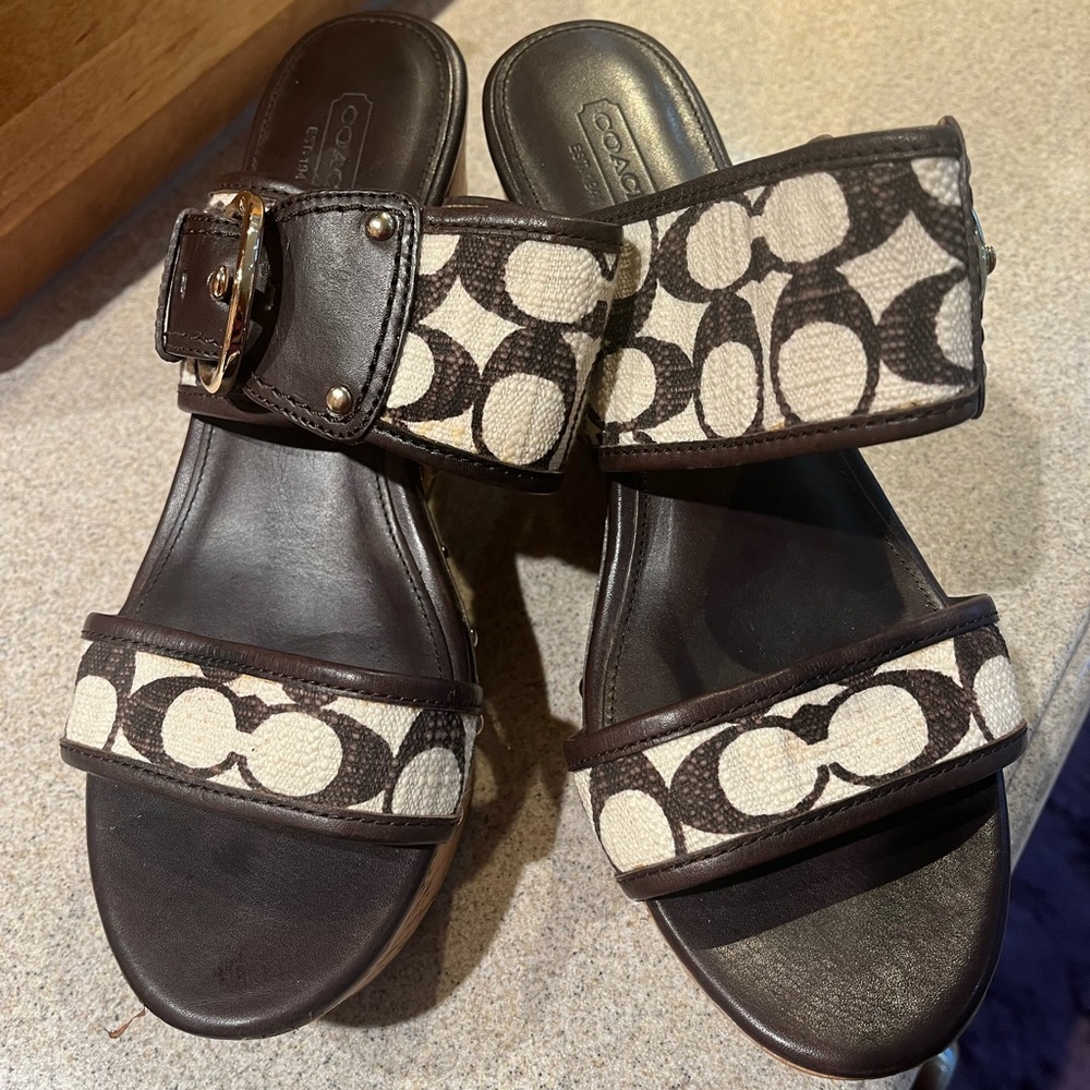 Coach Brown Sandals with Patterned Straps Sz. 9